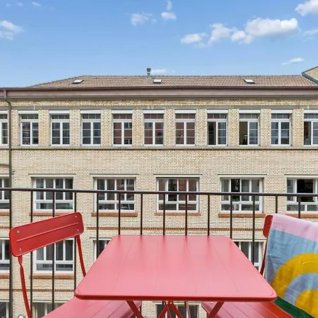 Appartamento Spacious With Balcony & Great Location Zurigo